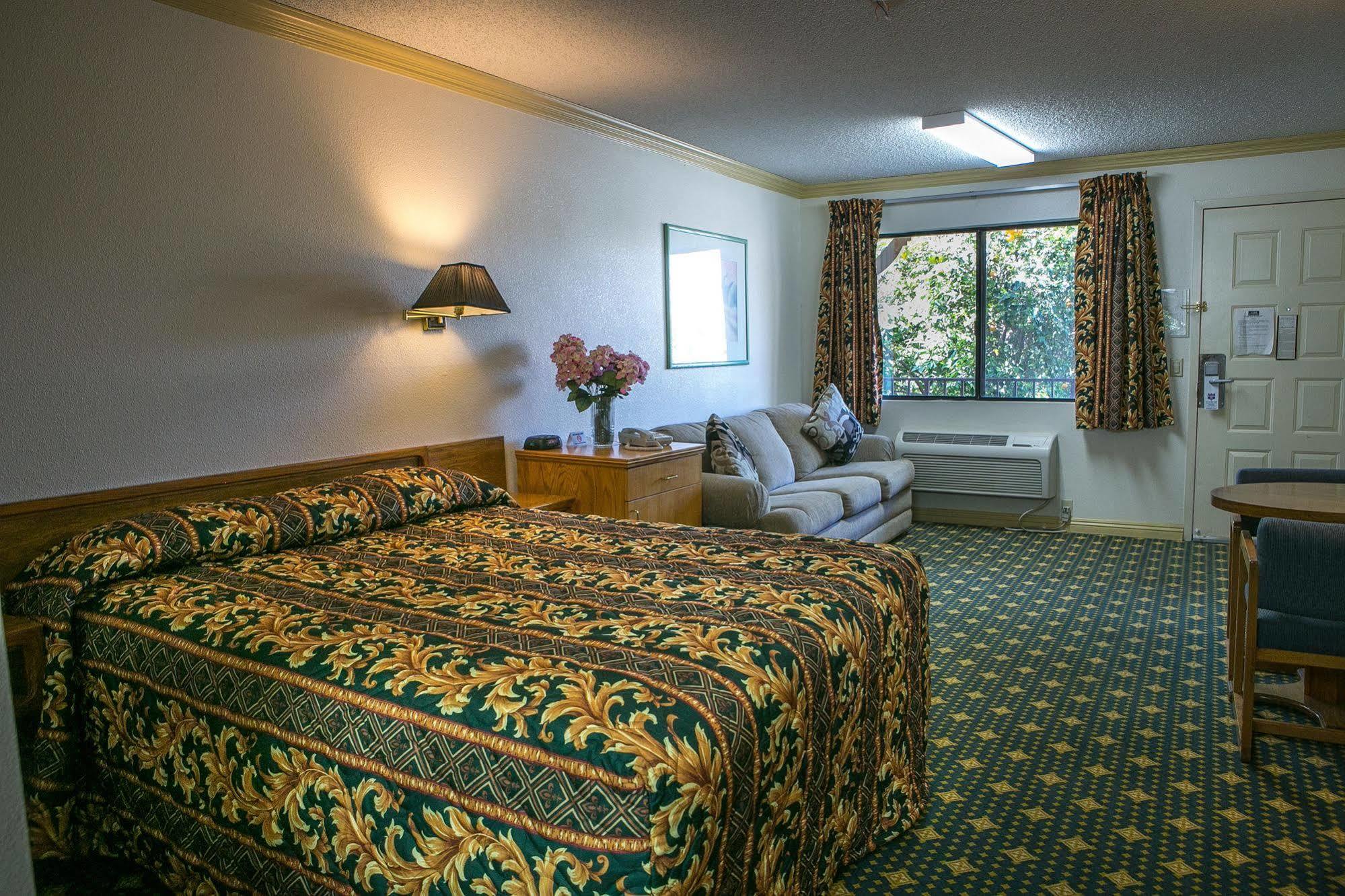 Regency Inn Norco Exterior foto